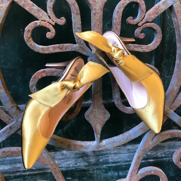 Satin side bow sling back - Image 6