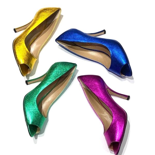 Metallic peep toe